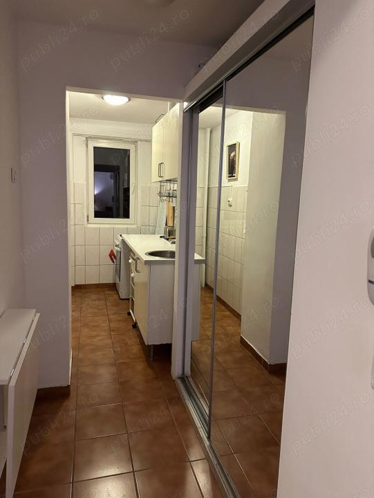 De inchiriat apartament cu doua camere Piata Victoriei