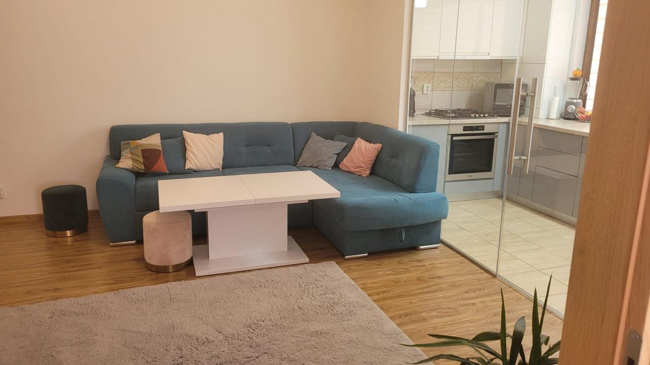 Vanzare apartament cu 3 camere Metalurgiei