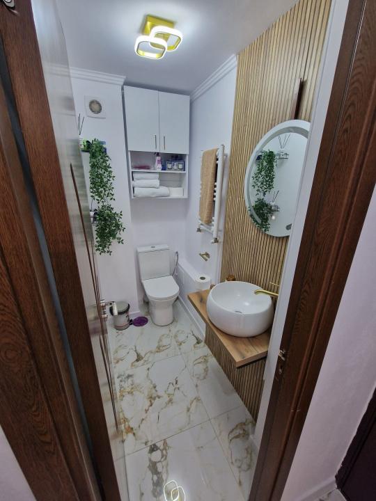 Apartament 3 camere in zona Drumul Gazarului - Bloc Reabilitat