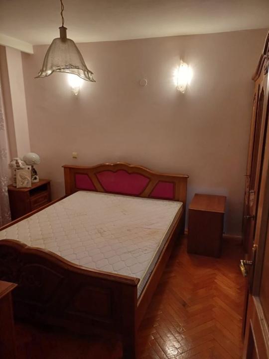 Apartament cu 3 camere Bloc Reabilitat - 5minute de metrou Obor