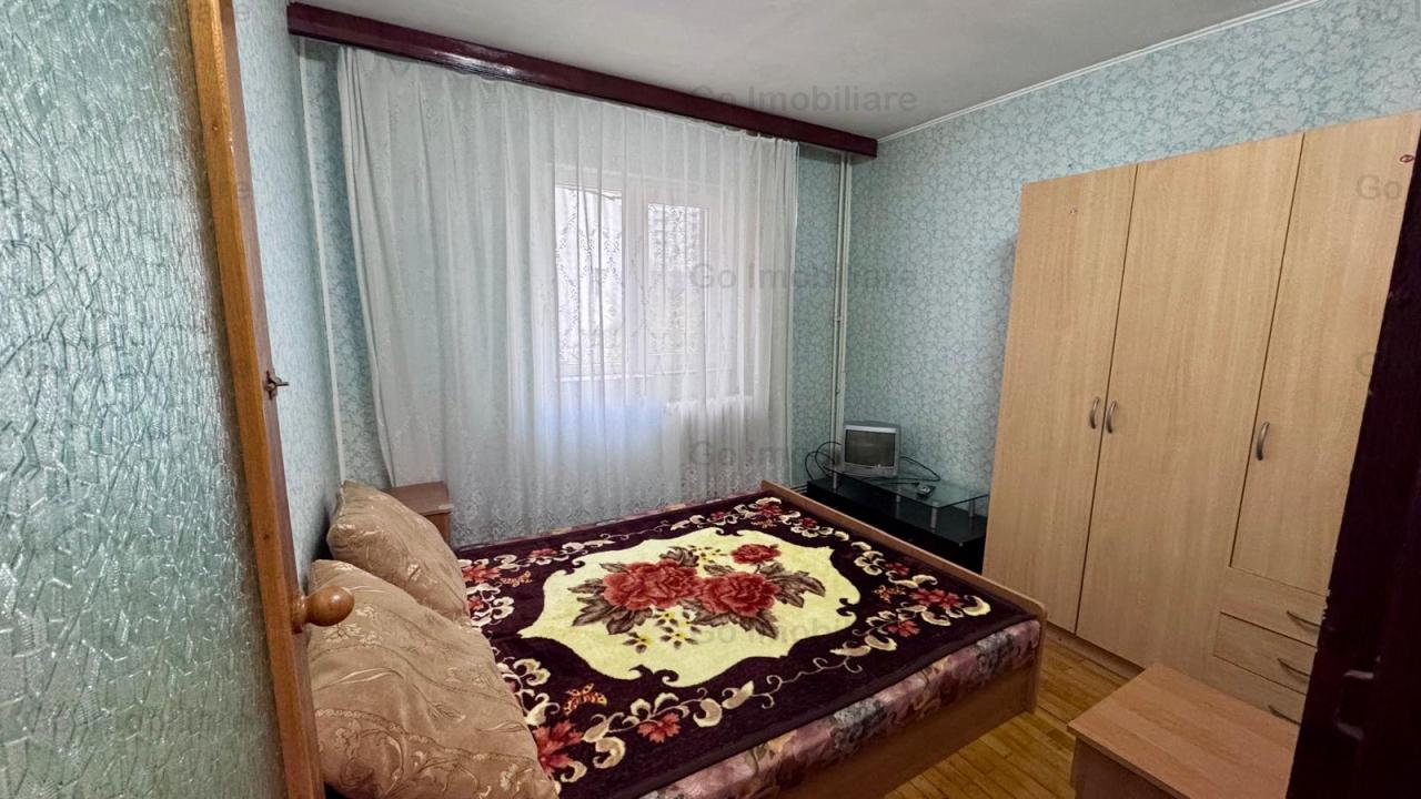 Apartament 2 camere, etaj intermediar, Baza 3.