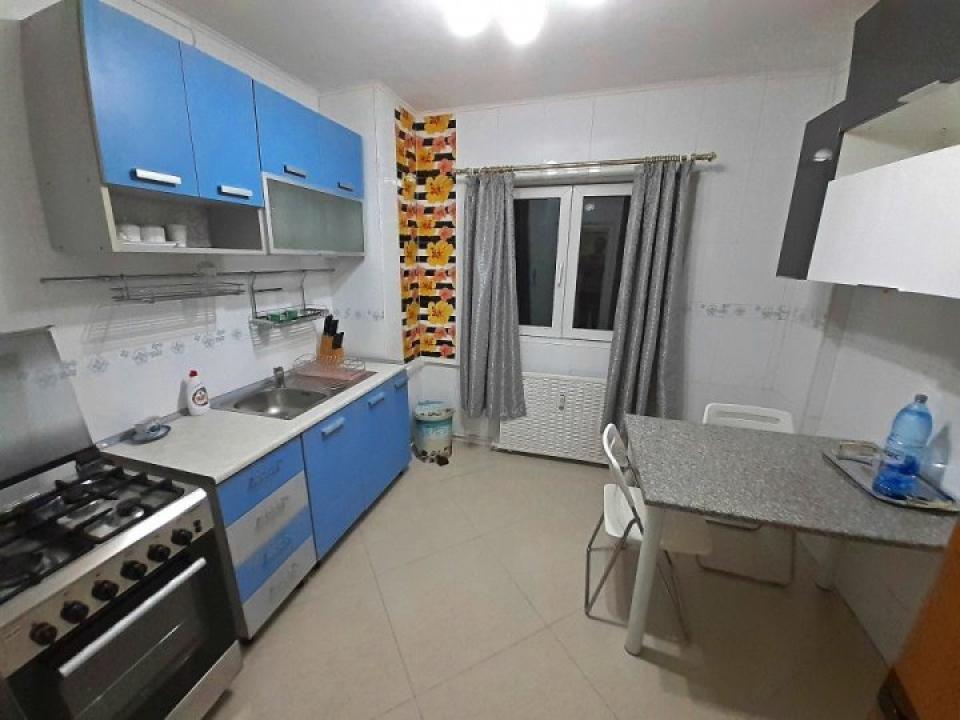 Apartament 2 camere Stefan cel Mare