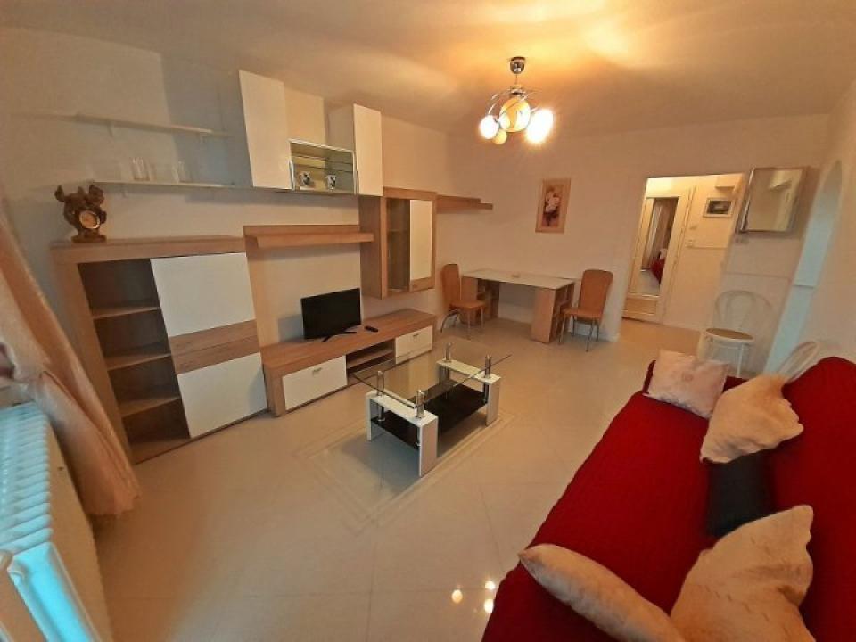 Apartament 2 camere Stefan cel Mare