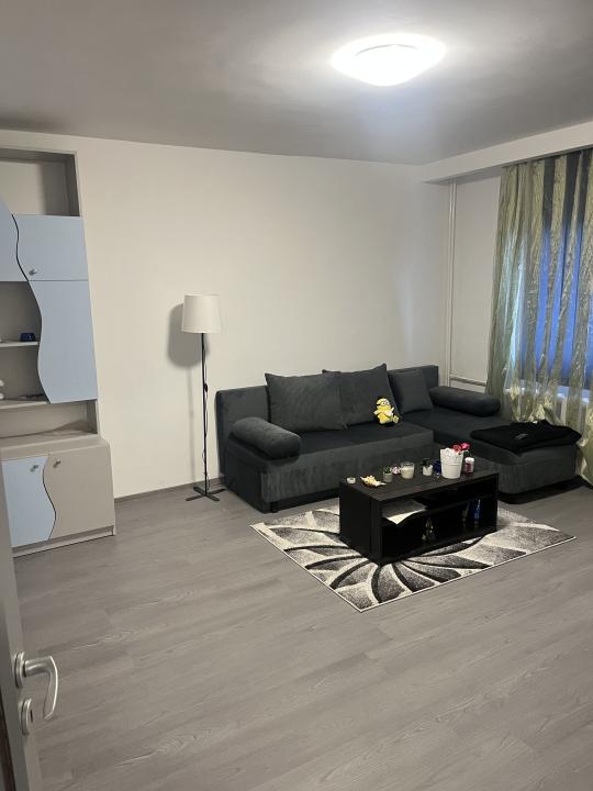 Apartament 3 camere VITAN-MALL