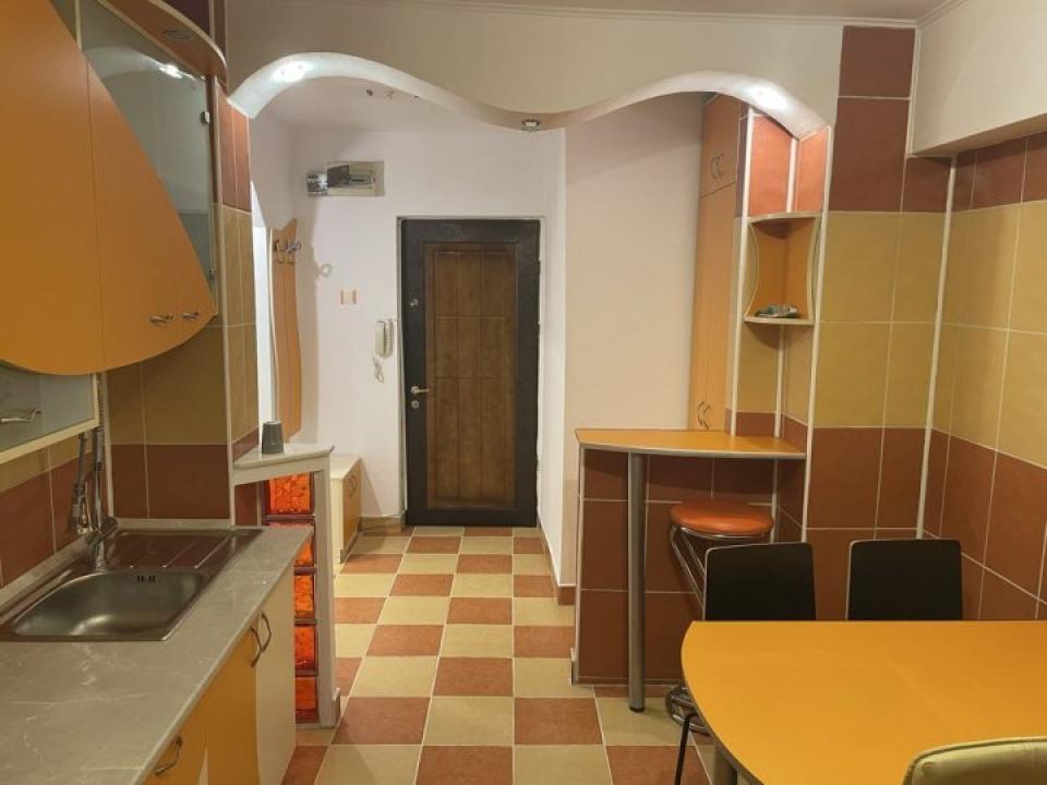 Apartament 2 camere  zona Mosilor