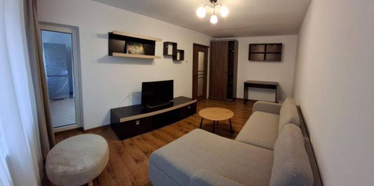 Apartament 2 camere zona Tei