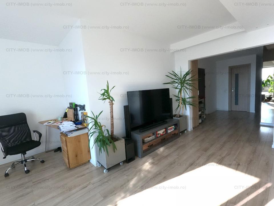 Vanzare apartament 3 camere cu terasa de 78 mp Politehnica Bucuresti