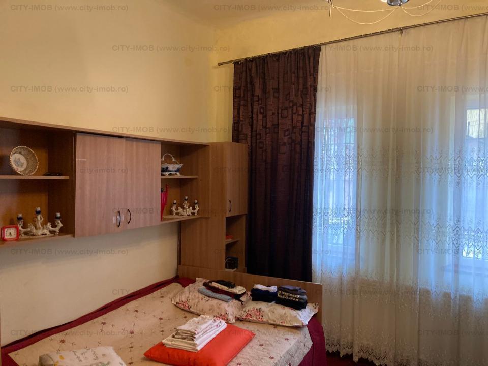 Vanzare Casa 5 camere  Bucuresti, P+M  Singur in Curte Pache Propopopescu