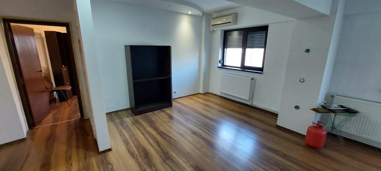 Vanzare Apartament doua camere Iancului Metrou