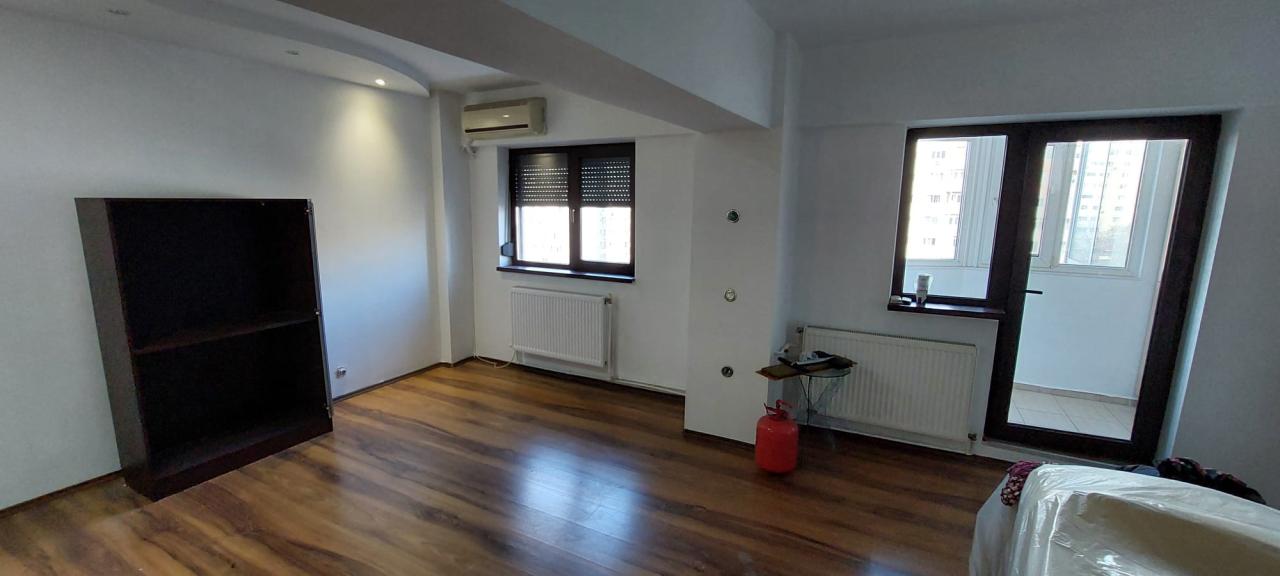 Vanzare Apartament doua camere Iancului Metrou