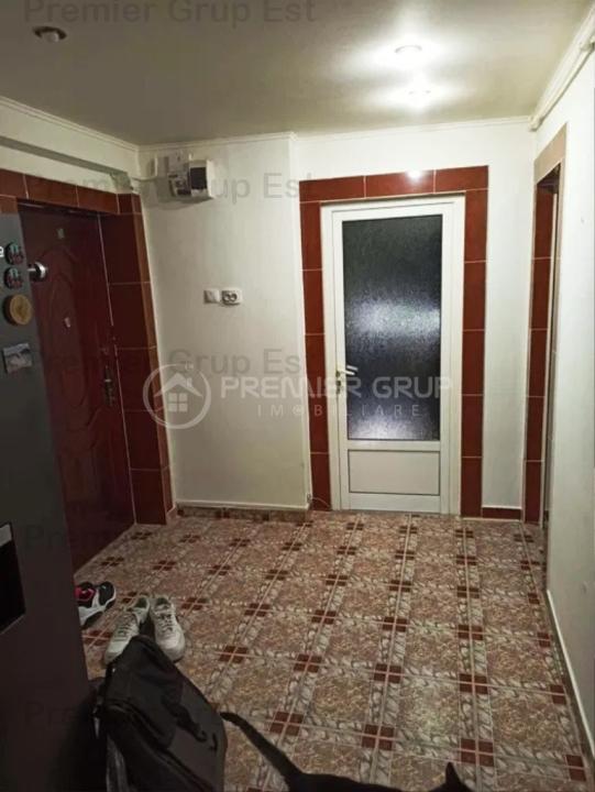 Apartament 3 camere, Podu Ros, 56mp, CT, AC