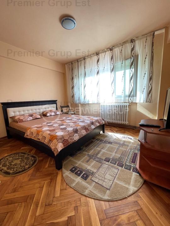 Apartament 3 camere 70mp, decomandat, Podu Ros