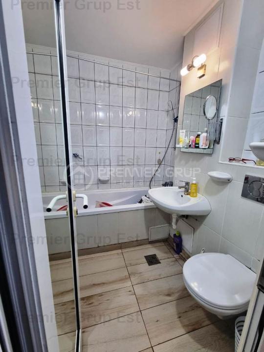 Apartament 2 camere, Alexandru cel Bun - piață, CT