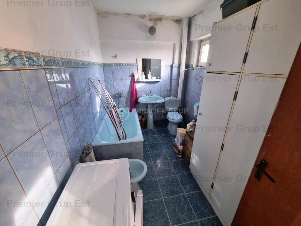 Apartament 4 camere 2 băi, Centru, 110mp