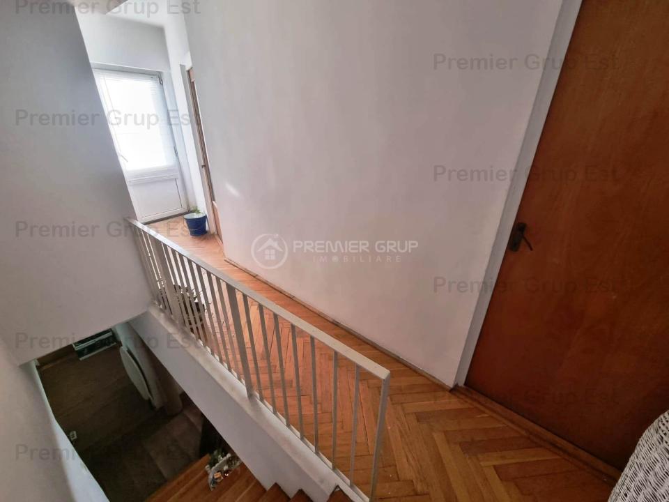 Apartament 4 camere 2 băi, Centru, 110mp