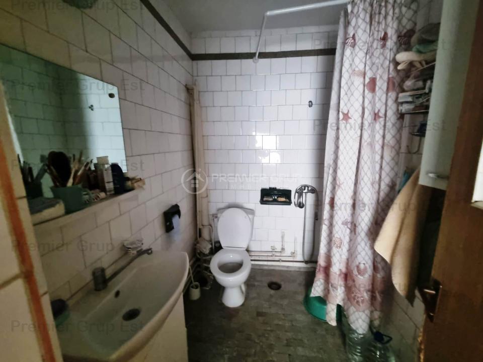 Apartament 4 camere 2 băi, Centru, 110mp