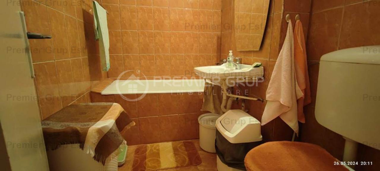 Apartament 2 camere, Podu Ros, 53mp, DECOMANDAT