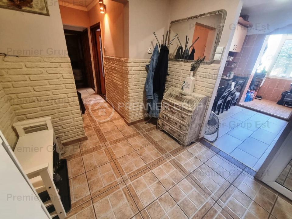 Etaj 2! Apartament 3 camere, Ultracentral - PALAS