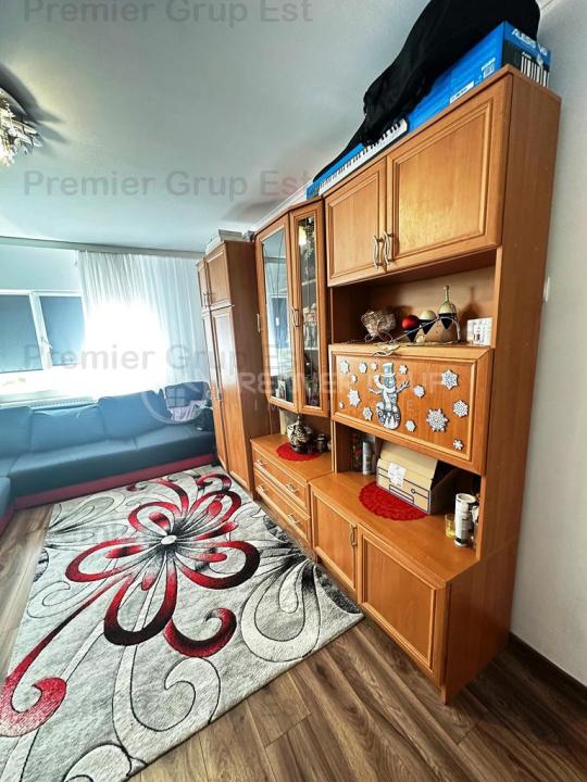 Apartament 3 camere, Nicolina, 72mp, CT, AC, ETAJ 2