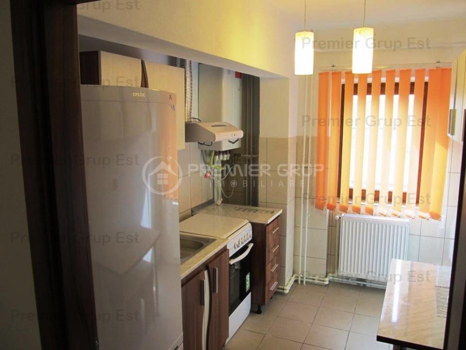 Etaj 3! Apartament 2 camere, Centru - UMF, 54mp, CT