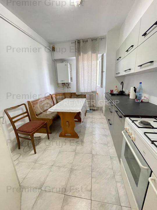 Etaj 2! Apartament 3 camere 2 băi, Tatarasi, 80mp