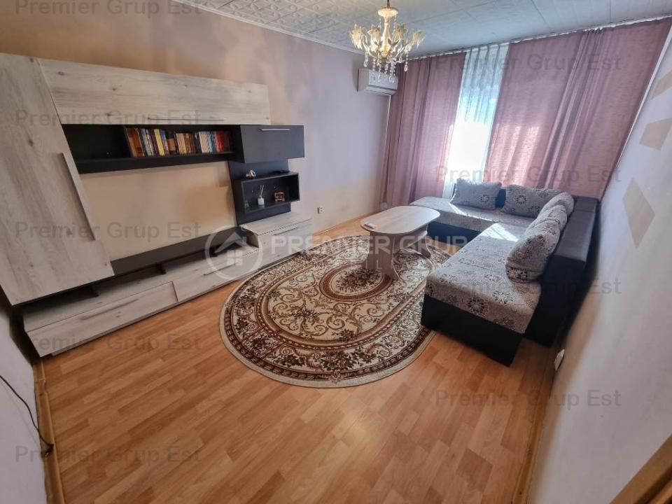 Apartament 3 camere decomandat | Podu de Fier