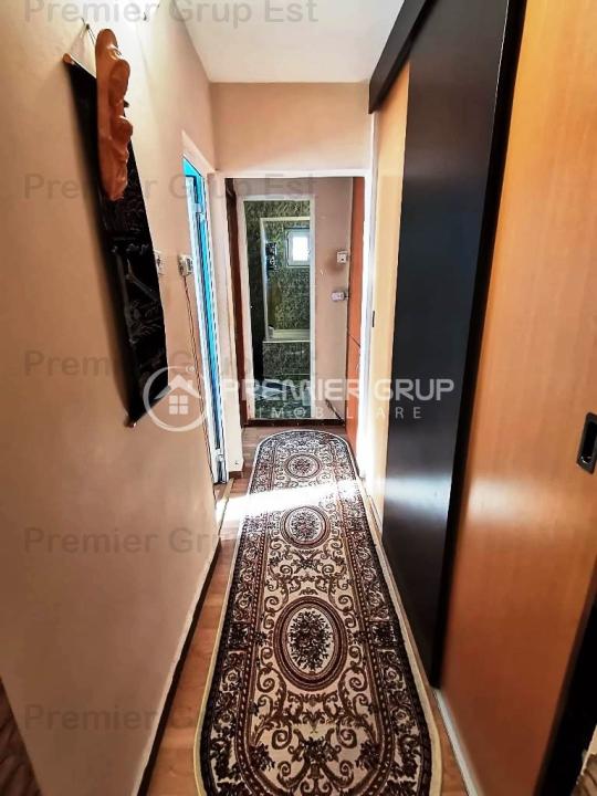 Apartament 3 camere decomandat | Podu de Fier