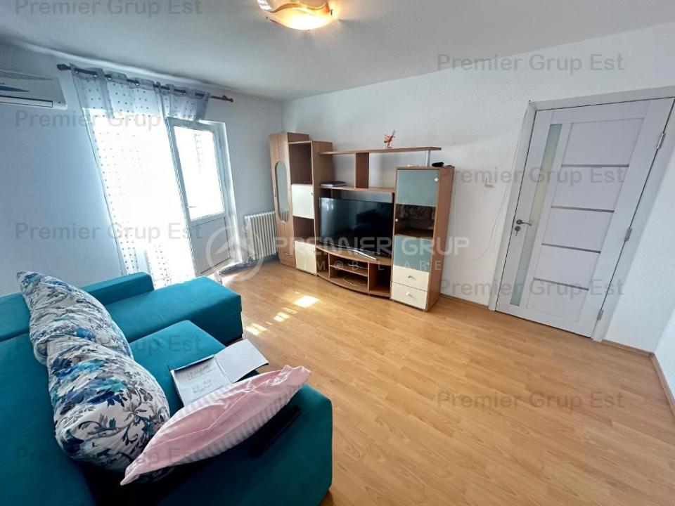 Apartament 2 camere, Podu Ros, 42mp, CT, AC