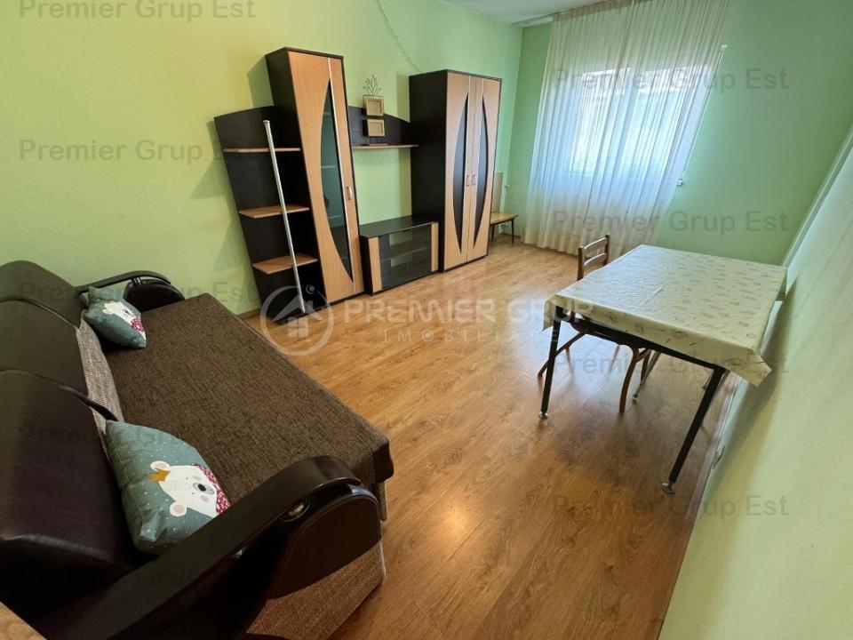 Apartament 3 camere decomandat, Centru - PALAS, CT