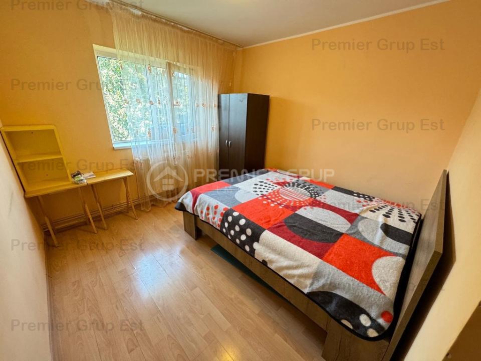 Apartament 3 camere decomandat, PALAS