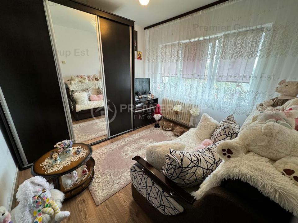 Apartament 3 camere 2 băi, Tatarasi, 72mp + BOXĂ