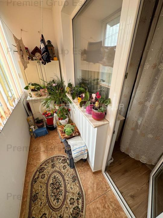 Apartament 3 camere 2 băi, Tatarasi, 72mp + BOXĂ