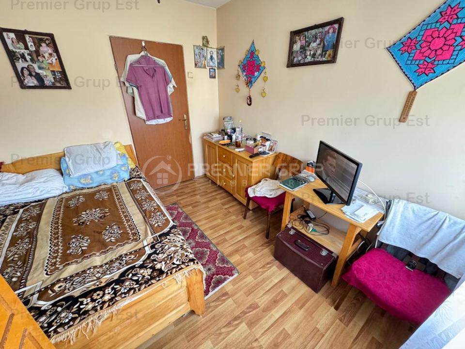 Apartament 3 camere 2 băi, Tatarasi, 67mp, CT, AC