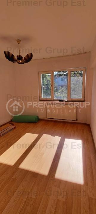 Etaj 3! Apartament 4 camere 2 băi, Podu Ros, CT, AC