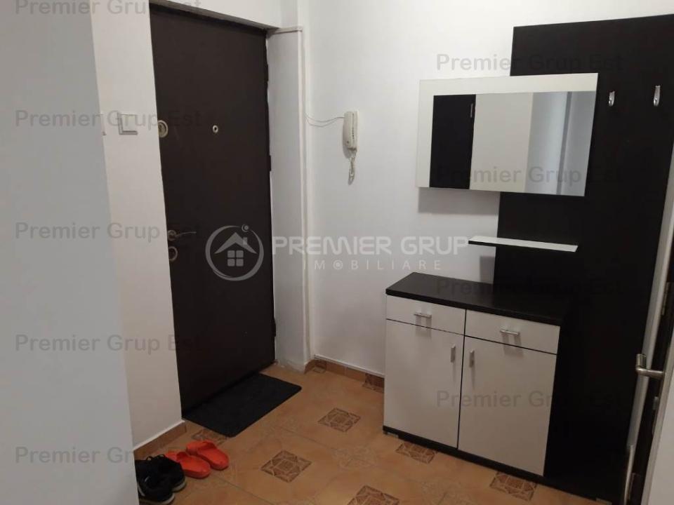 Etaj 3! Apartament 2 camere, Podu Ros, 52mp, fără risc