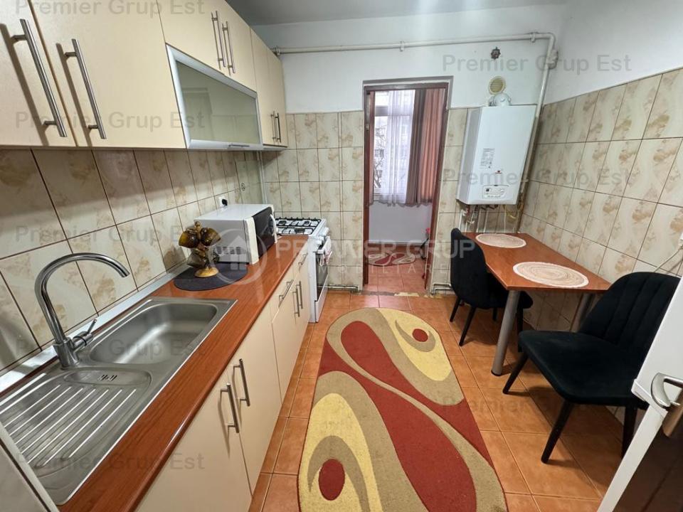 Apartament 2 camere, etaj 2, CT, AC | zona PALAS