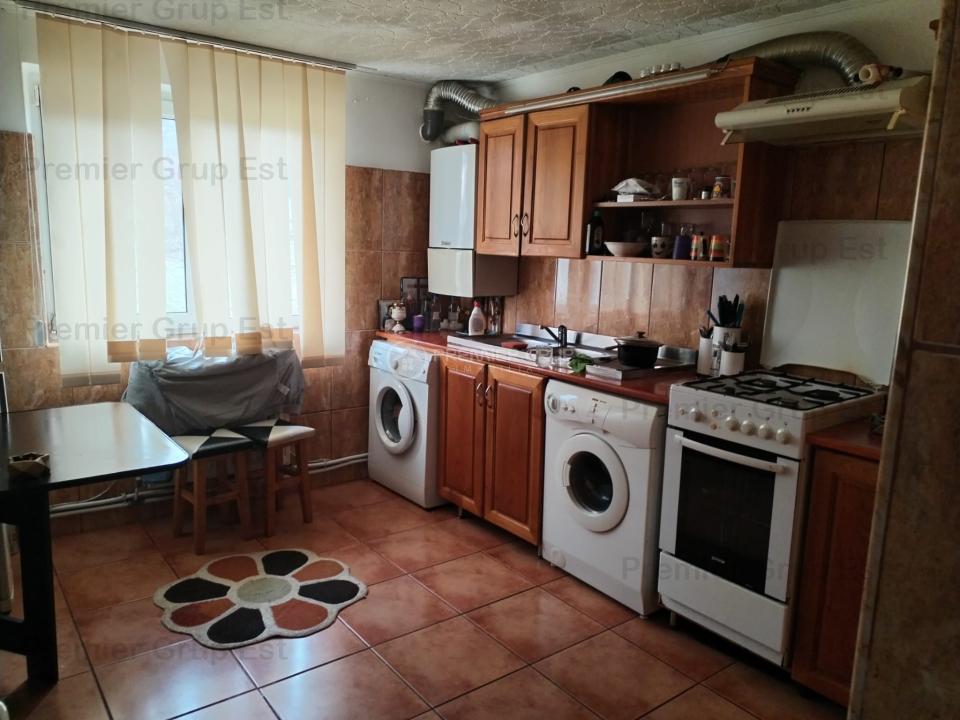 Casă 3 camere 90mp | Bucium