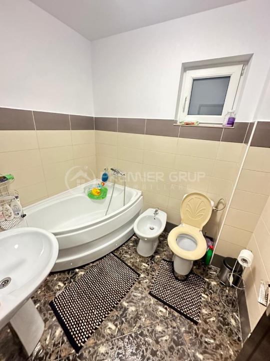 Apartament 4 camere 2 băi, CUG, 93mp