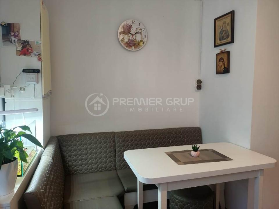 Apartament 2 camere Podu Ros, 51mp, CT, AC