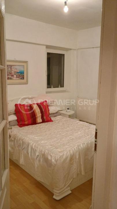 Apartament 3 camere, Podu de Fier, 70mp