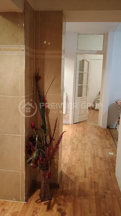 Apartament 3 camere, Podu de Fier, 70mp