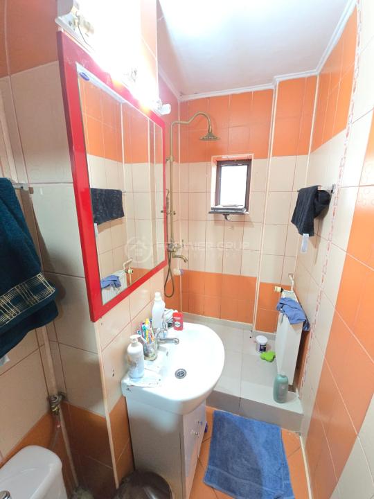 Etaj 2! Apartament 3 camere, Gara - Piata Unirii, CT, AC