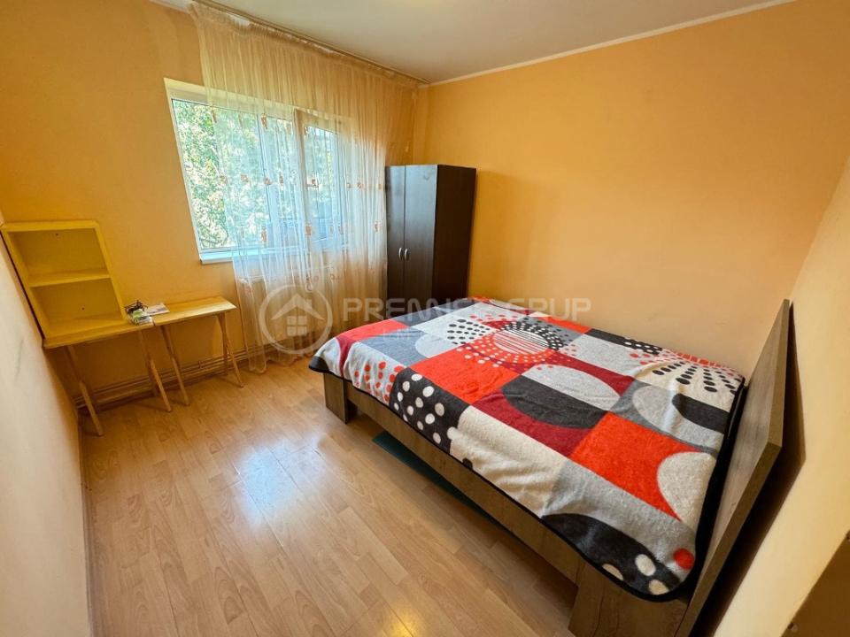 Apartament 3 camere decomandat, Centru - PALAS