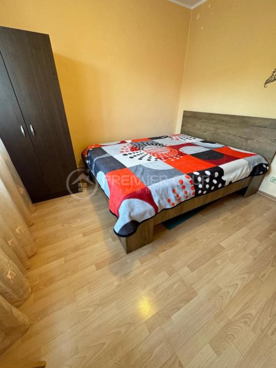 Apartament 3 camere decomandat, Centru - PALAS