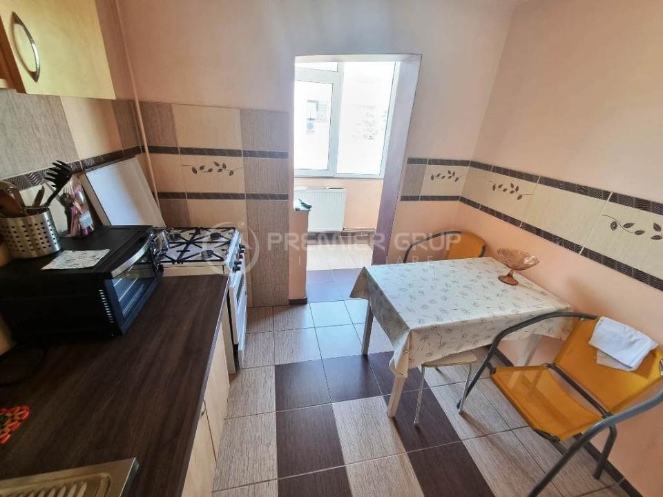 Apartament 3 camere decomandat, Centru - PALAS