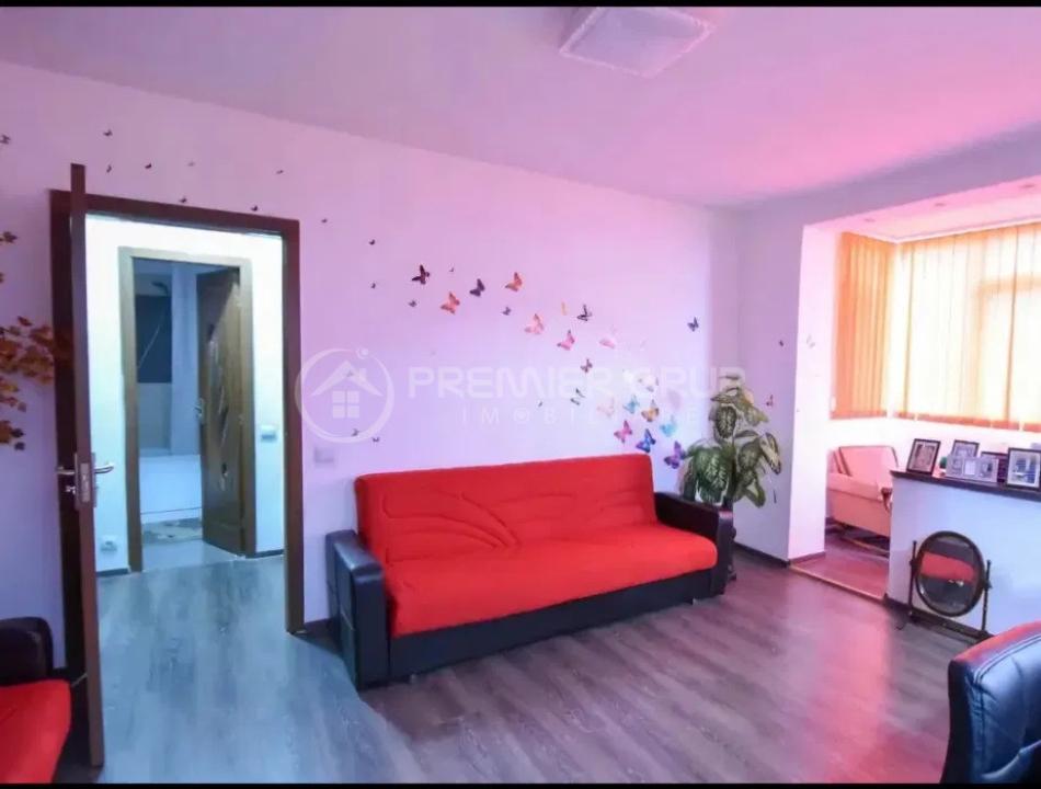 Apartament 3 camere decomandat 66mp | Podu Roș