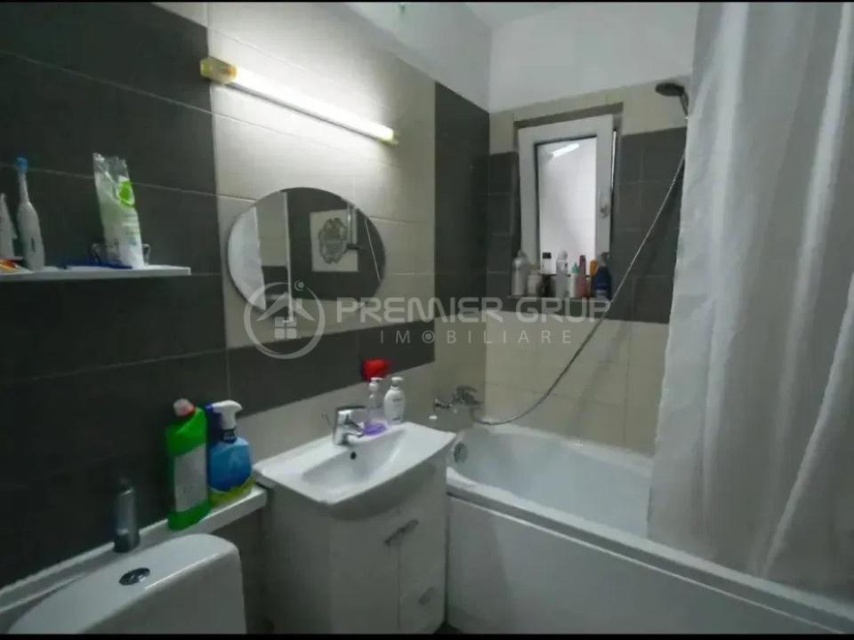 Apartament 3 camere decomandat 66mp | Podu Roș