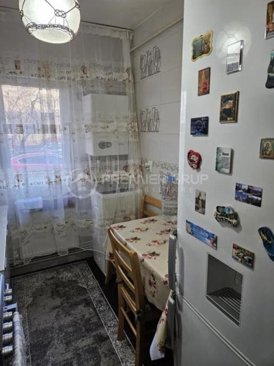 Apartament 3 camere, Baza 3 - Granit, 52mp