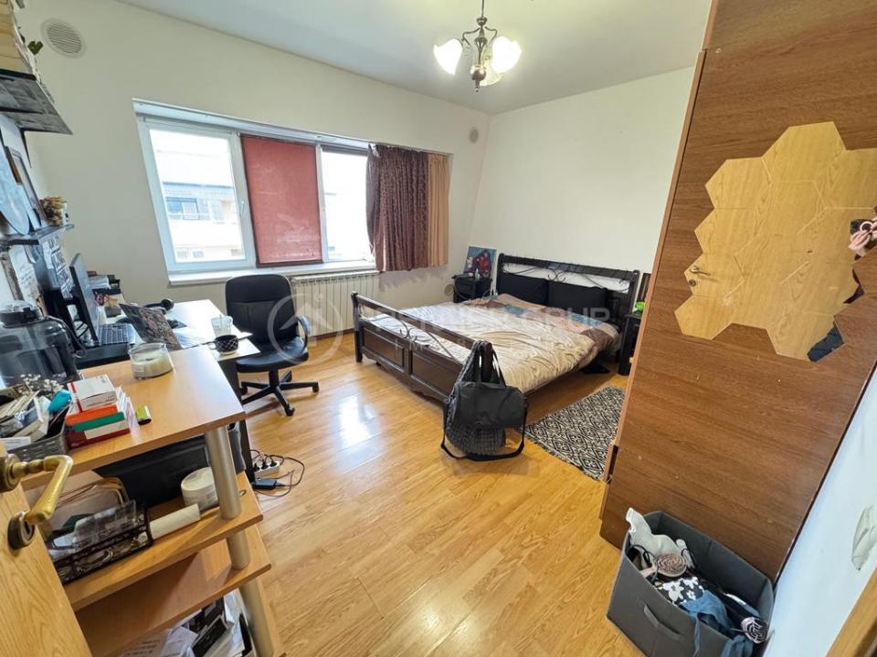 Apartament 3 camere Canta, 81mp, CT, AC + BOXĂ