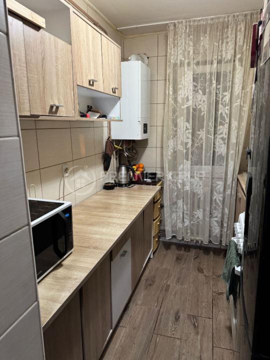 Etaj 1! Apartament 4 camere, Alexandru cel Bun, 64mp